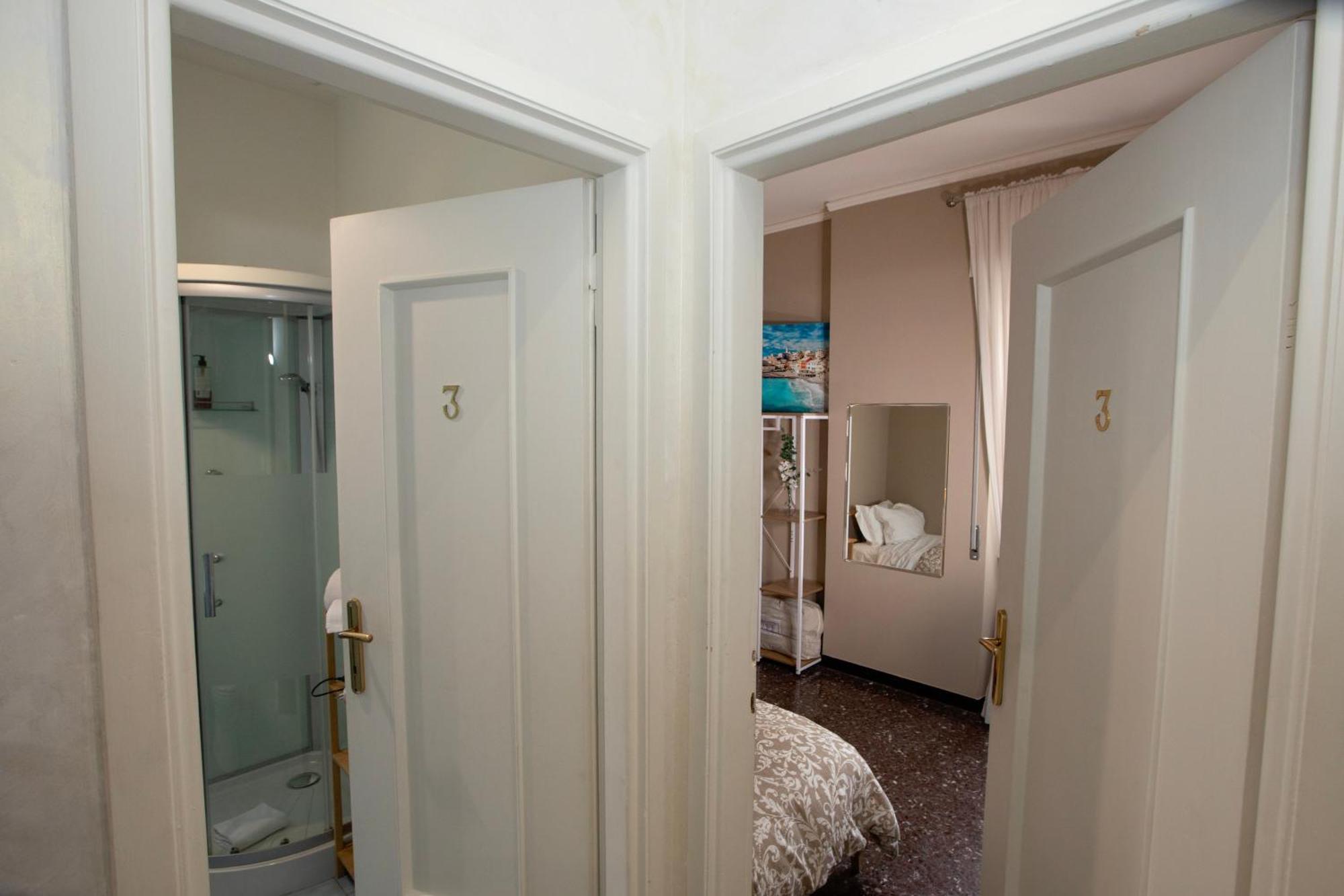 Casa Vittoria Di San Martino Affittacamere Genova Eksteriør billede